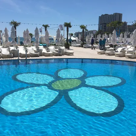 Arcadia In Gagarin Plaza